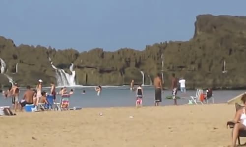 Hiç bu kadar büyük dalga gördünüzmü?