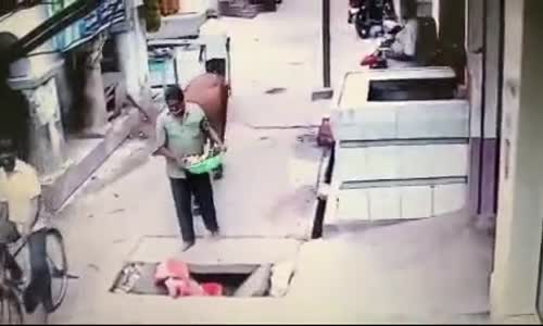 Boğa Tarafından Çukura Atılan Adam