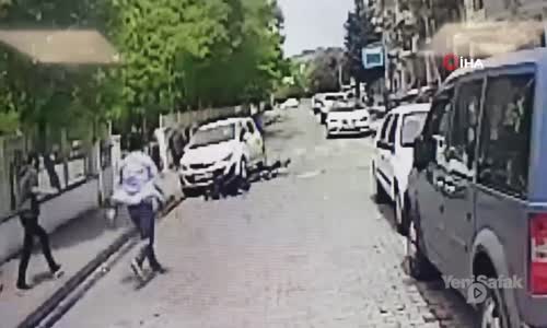 Otomobilin Bisikletliye Çarpma Anı Kamerada