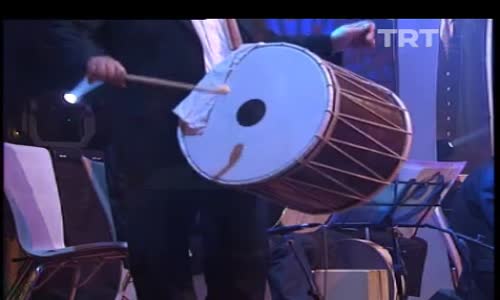 Emel Taşcıoğlu-Mezarımın Taşı Bozdağ'a Doğru izle