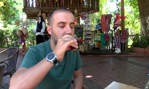 ‘Çay şekerli mi içilir, şekersiz mi’ tartışmalarına Rizeliler de katıldı