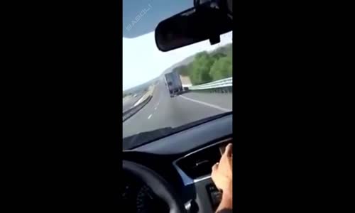 Uyuyan Tır Şoförünün Ortalığı Birbirine Katması