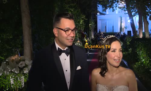 İpek Açar Evlendi.