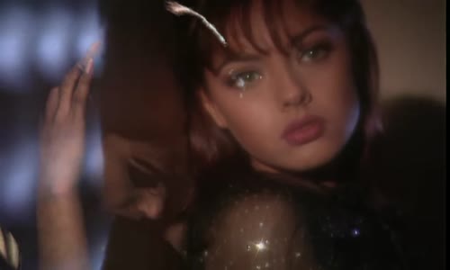 Ebru Gündeş - İki Gözüm İki Bulut