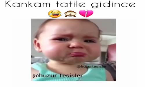 Çok Tatlı Ağlayan Bebek