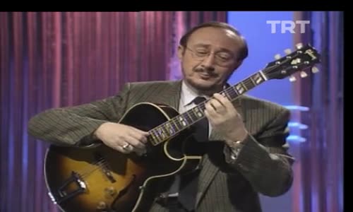 Özdemir Erdoğan-İkinci Bahar 