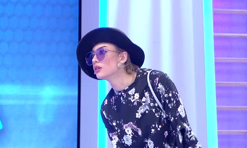 Tuğçeye Bi Haller Oldu!