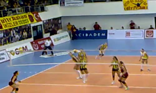 Fenerbahçe-Galatasaray Voleybol Maçı Özeti