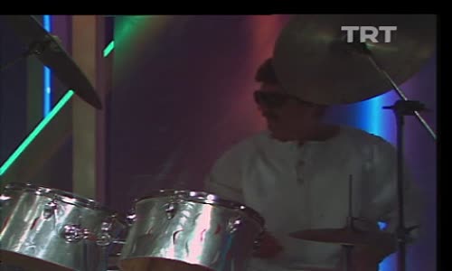 Çiğdem Tunç-Holiday izle