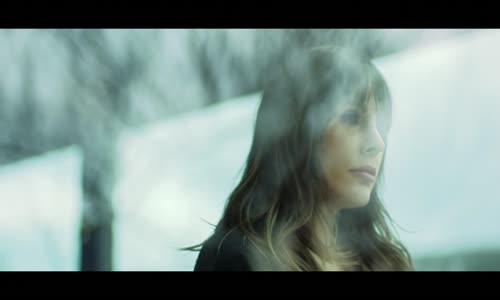 Funda Arar - Unutur Mu Bir Kadın 