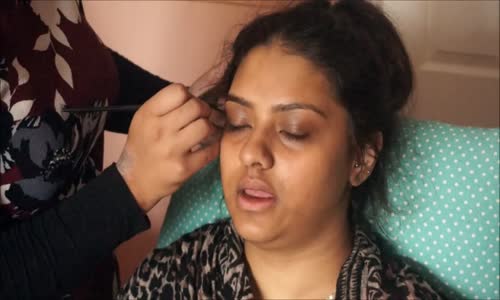 Gerçek Gelin Geleneksel Asya Gelin Makyaj Ve Saç Stilleri(Real Bride  Traditional Asian Bridal Makeup And Hairstyling)