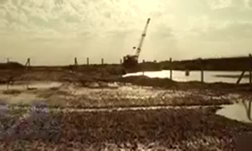 Gözde Mukavelat  İz