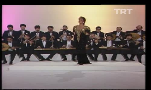 Emel Sayın-Kanımda Kıvılcım Canımda Ateş izle