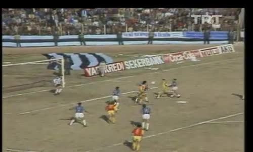 1988-1989 Sezonu Adana Demirspor-Galatasaray Maç Özeti izle