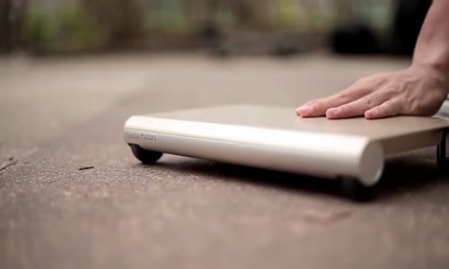 Bu Minik Elektrikli Bisikleti Çantanda Taşıyabilirsin