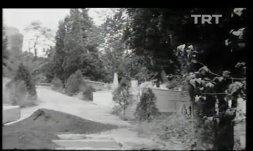 Münir Nurettin Selçuk-Rindlerin Ölümü izle 