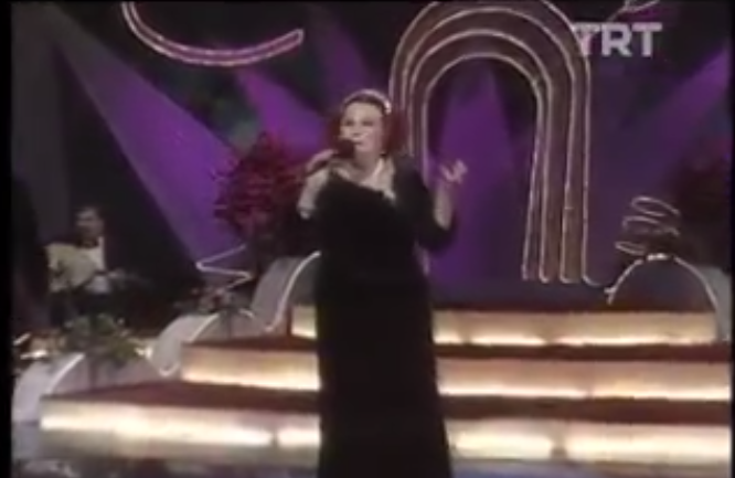 Müzeyyen Senar-Kimseye Etmem Şikayet