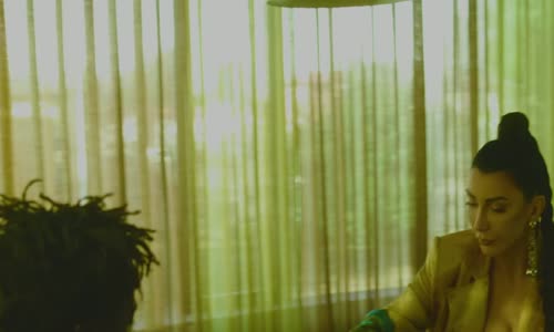 Hande Yener - Carpe Diem (Anı Yaşa) - (Official Video) 