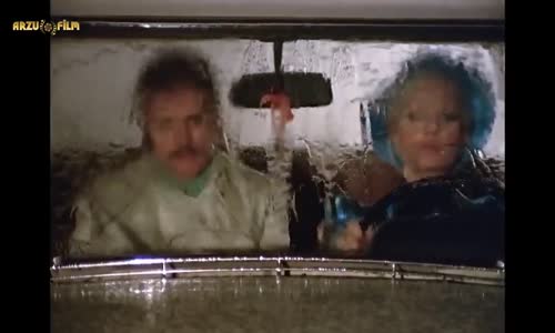 Hasret  Alev Hanım Evleniyor