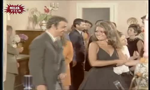 Tatlı Meleğim  Hippi Sahnesi