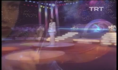 Ayşe Tunalı-Seni Çok Özledim Bak Koştum Sana izle