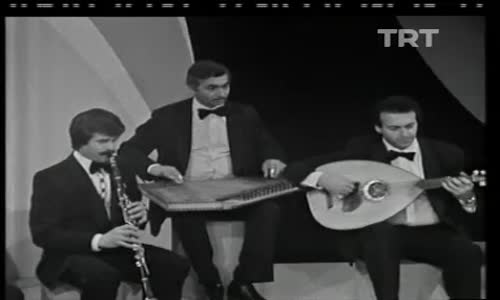 Yaşar Özel-Her Şey Bana Göz Süzüp Baktığın An Başladı