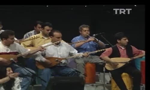 TRT Ankara Radyosu THM Gençlik Korosu-Ben Giderim Oduna 