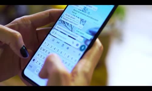 Ecemce - Korkularıma Yeniliyorum