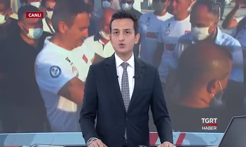 Mersin'den KKTC'ye Yüzmeye Başladılar