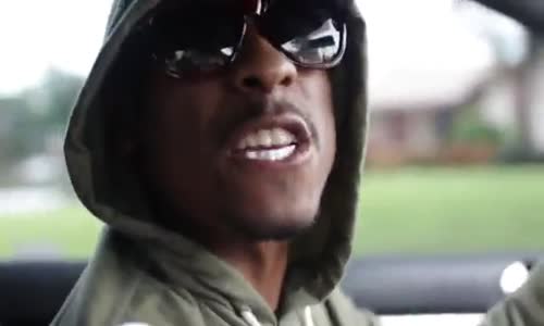 3. Sınıf Zenci Klibinde Oynayan Türk Kızı