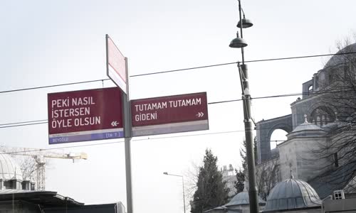 Sezen Aksu - Ben De Yoluma Giderim (Official Video)