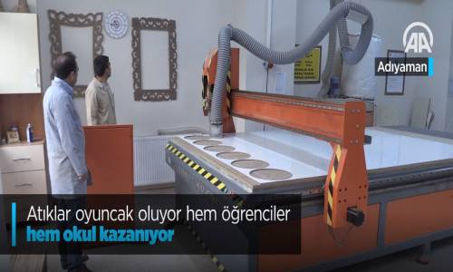 Atıklar Oyuncak oluyor Hem Öğrenciler Hem Okul Kazanıyor