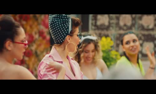 İrem Derici - Acemi Balık