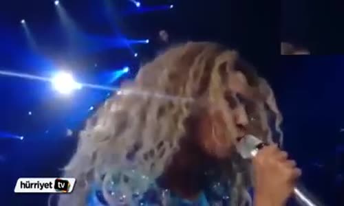 Beyonce Hayranının Sesini Duyunca