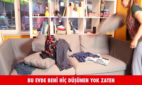 Annelerin Trip Atarken Söylediği 13 Klişe Laf