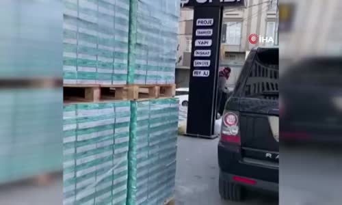 Kadın kılığına giren şahıs polisleri harekete geçirdi 