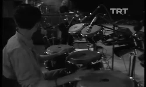 Cem Karaca-Tamirci Çırağı izle