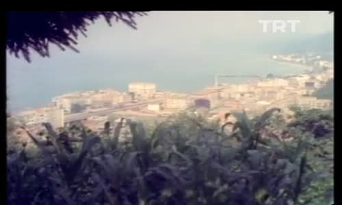 Trabzon Sürmene İzle