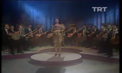 Hülya Süer-Çermik Halayı İzle