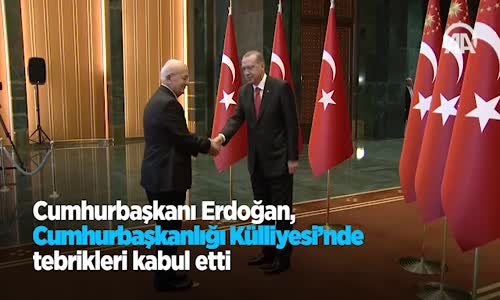 Erdoğan  Cumhurbaşkanlığı Külliyesi'nde Tebrikleri Kabul Etti