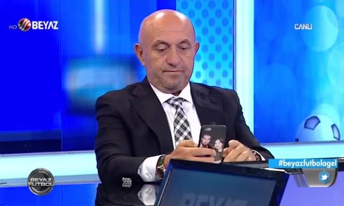 Takım Elbise Altına Şort ve Terlik - Sinan Engin