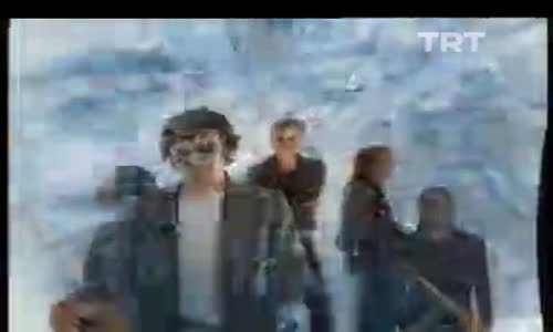 Ayna'dan Yansıyanlar 18.Bölüm İzle