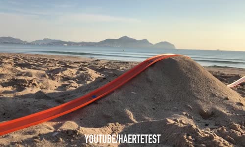 Sahilde Oyuncak Araba Testi # 152