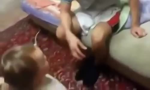 Kızı Annesine Çıkışır !