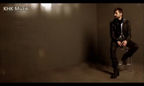 Mehmet Erdem - Gülmek İçin Yaratılmış Gözlerde Yaşlar Niye