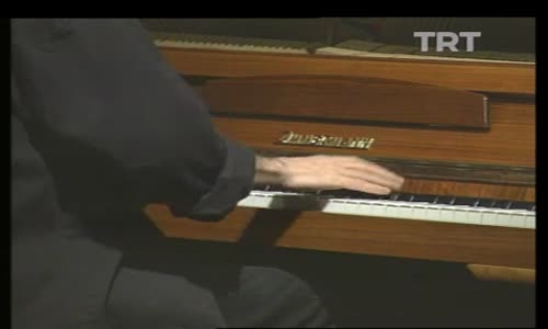 Akrep Nalan-Güneşlerime Kar Yağdı izle