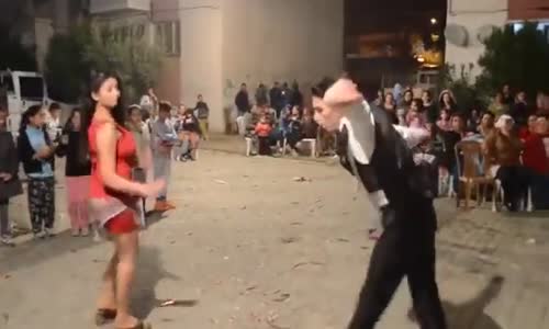 Acer Gelini Bırakıp Baldızla Coşan Damat