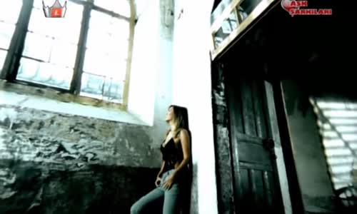 Demet Akalın Allah'ından Bul