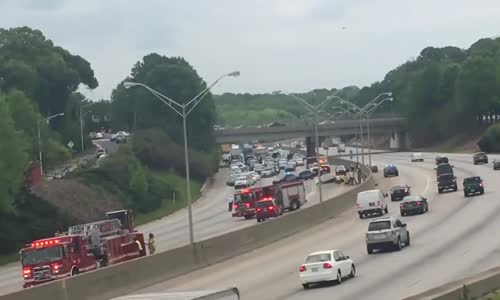 Abd , Gaz Kaçağı ile Yol Çöktü