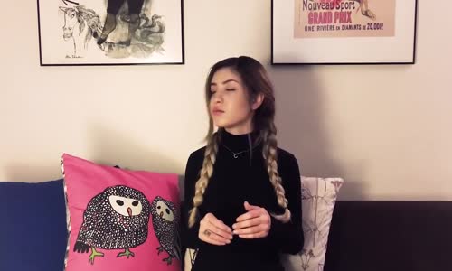 Feride Hilal Akın - Sie Liegt In Meinen Armen